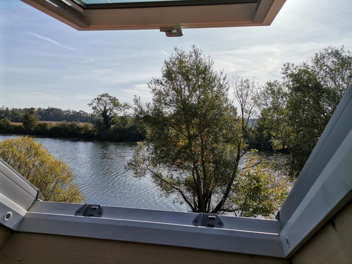 L'Alcove Des Falaises Rochefort-sur-Nenon Exterior foto